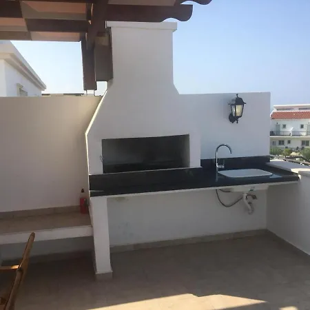 3+1, Sea Magic Park Carrington Group Apartament *